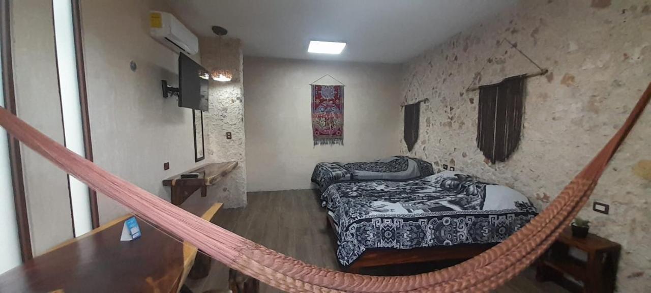 Casa Los Jarochos Valladolid  Extérieur photo